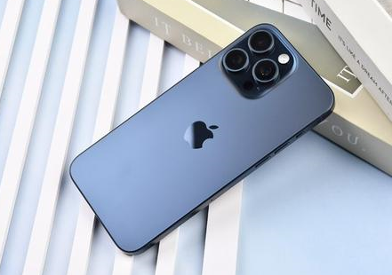 灵武苹果维修点分享iPhone 15 Pro Max屏幕更换全新实操风险 